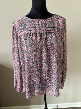 LOFT Gray & Pink Shimmery Floral Long Sleeve Pleated Yoke Blouse Large Lined